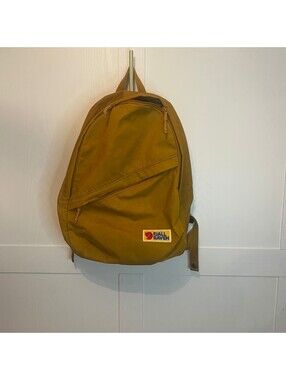Fjällräven Vardag 25 Backpack color Acorn